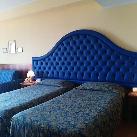 Nike Отель Джардини-Наксос